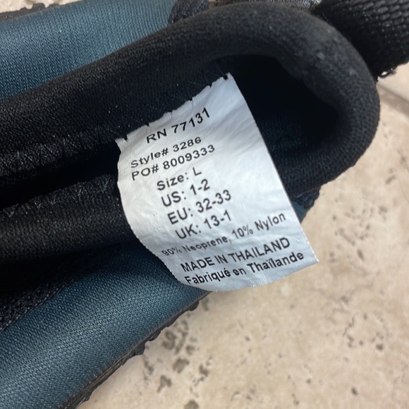 O’Neill Surf Boys Surf Booties - Picture 2 of 3